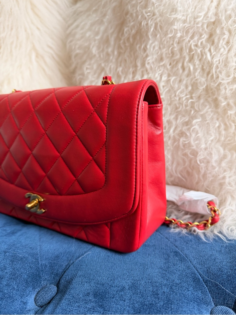CHANEL Diana 25 Chain Shoulder Bag Lamb Skin Red CC - Picture 3 of 8